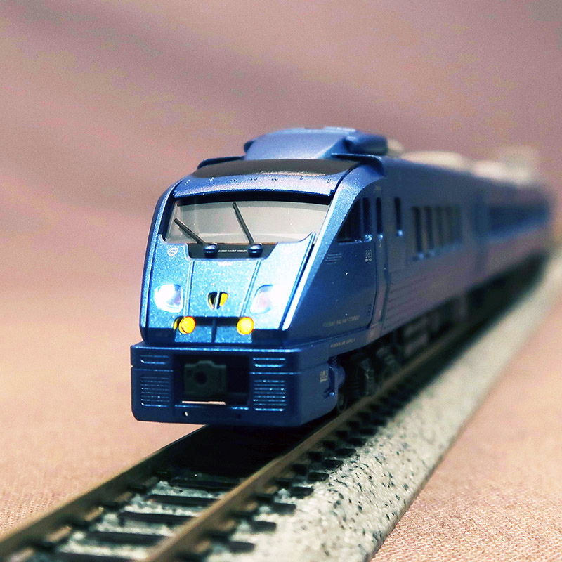 (10-2160+2161) JR 883 Series Sonic (First-batch Refurbished Unit) 7 Cars set