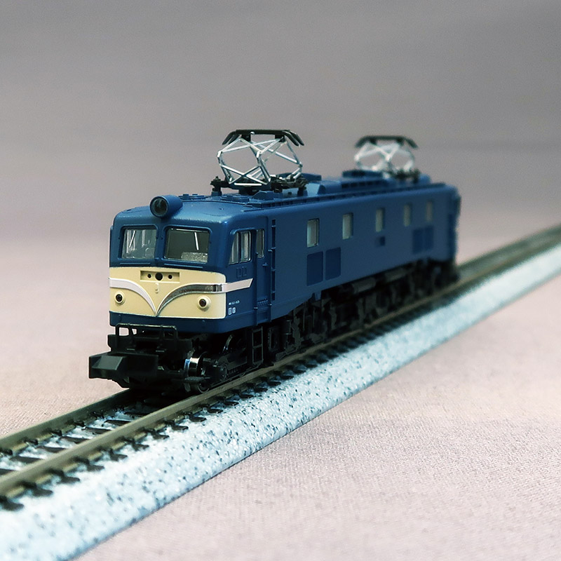 Blue Model Train EF58 Late Version Small Window H Rubber 